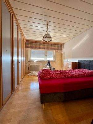 Blick ins Schlafzimmer 