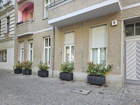 Blick entlang der Fassade