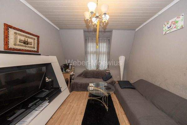 3447 Wohnzimmer links DG