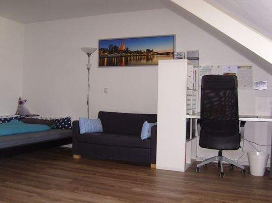 Wohn-/Eß-/Schlafbereich, Bild 3