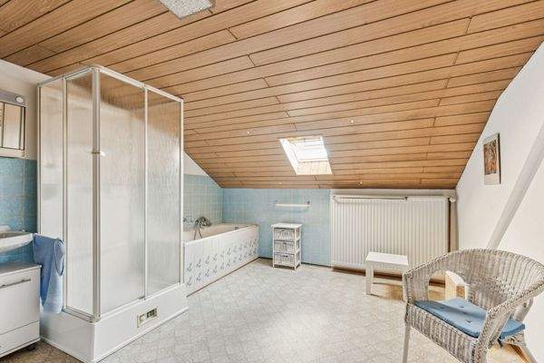 Badezimmer Dachgeschoss