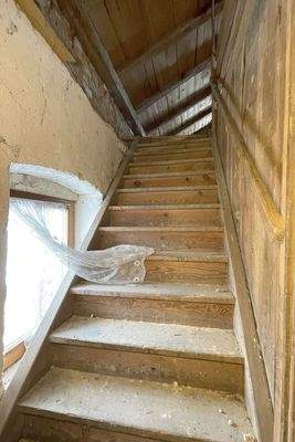 Treppe zum Dachboden