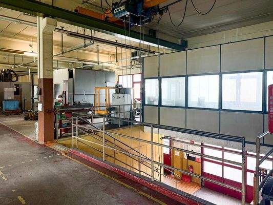 Ladeluke mit 5t Kran