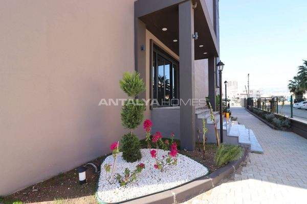 New Build Flats in Complex Close to Beach in Mersin Erdemli