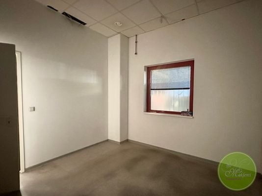 ... selbstverständlich mit Fenster.