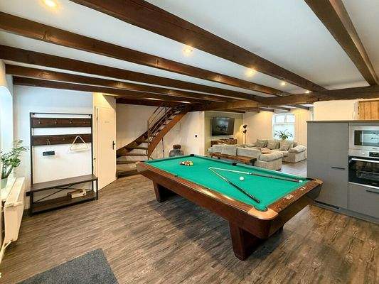 Vorne links - Eingang