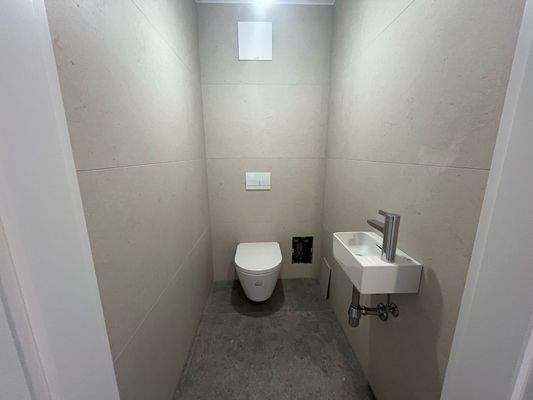 1e298a9d-086c-4e56-b34c-9c5b5de262a8