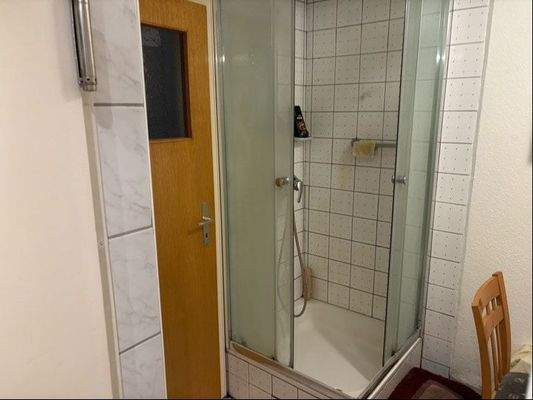 Duschbad mit sep. WC