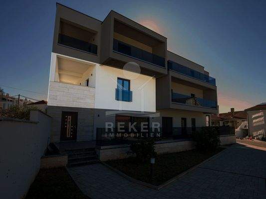 Neubauwohnung nur 50 m vom Meer entfernt