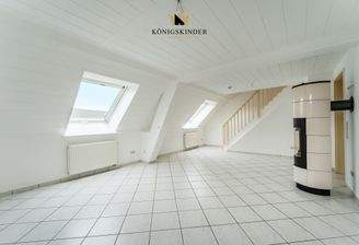 ...viel Platz und ein Kaminofen...