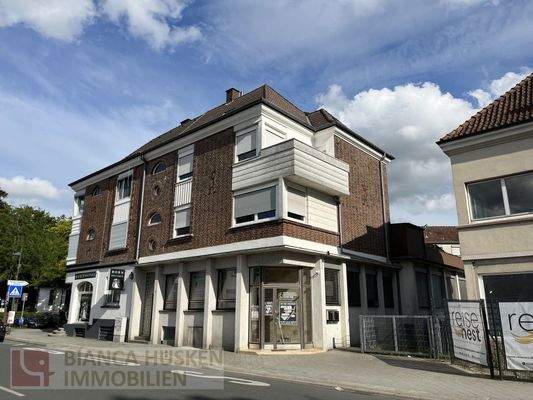 Vorder- und Seitenansicht