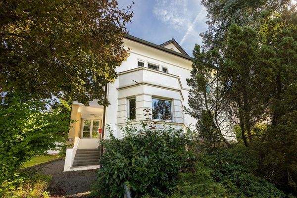 Außenansicht, Straßenseite