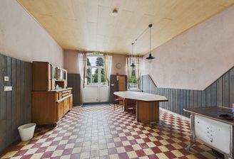 CAM03586G0-PR0056-STILL012