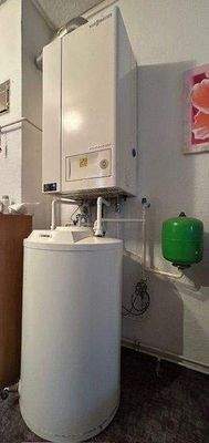 Gasheizung mit Warmwasserspeicher