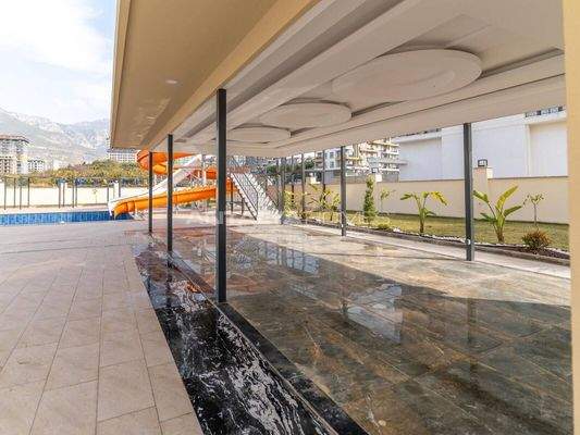 Centrally Located Offices with Modern Design in Alanya