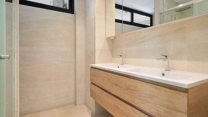 Puerto Portals Mallorca Apartment zum Verkauf Badezimmer BHHS-BAL-0614