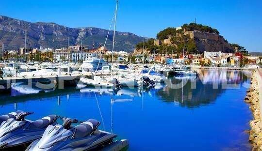 Luxe Houses with Private Pool and Garden in Denia Alicante