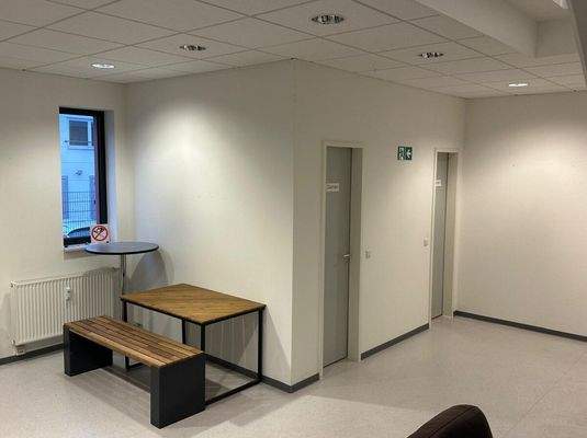 Empfangsbereich / WC Erdgeschoss