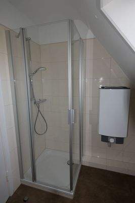 Dusch-Bad im DG