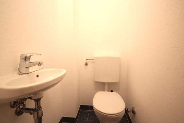 Schöne 2-Zi-Wohnung in Zentrumslage inkl. Tiefgaragenplatz