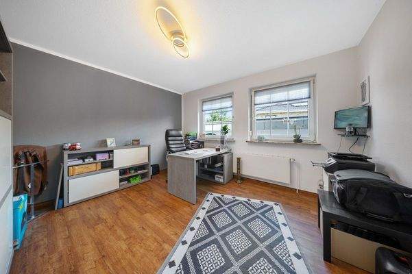 Arbeitszimmer EG