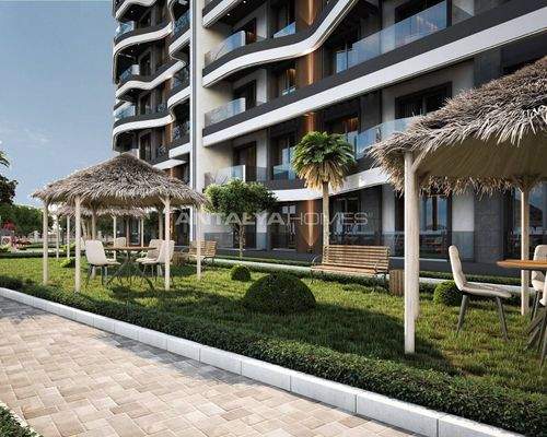 1 and 2-Bedroom Apartments with Pool in Antalya Altintas