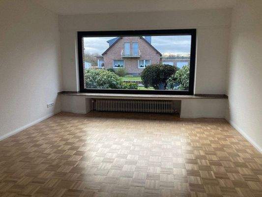 großzügiges Wohnen mit Panoramafenster 