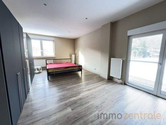 100193C4-400E-493E-B5DD-07D2BC657EC3_1_105_c