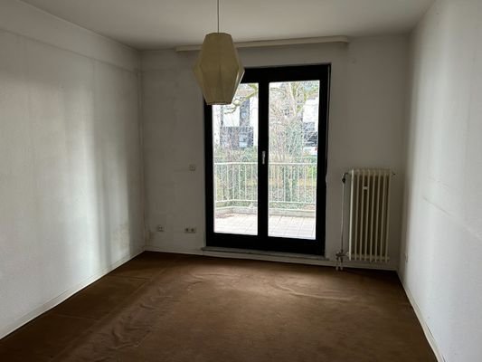 Arbeitszimmer mit 2. Zugang zum Balkon