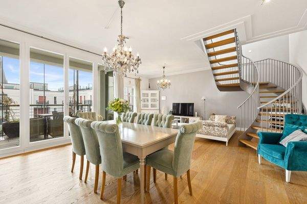 Möblierung vor dem Auszug / Wohn- und Essbereich