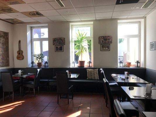 2025_04_Ristorante_Gastraum_3