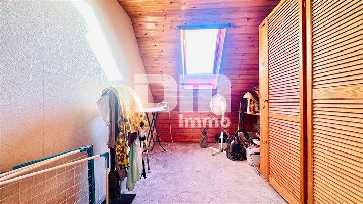 Bestand OG / DG Ankleide / Bügelzimmer