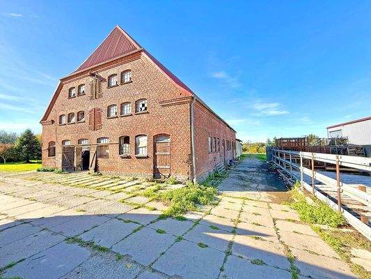 makellos Hofstelle Godow 30.jpg