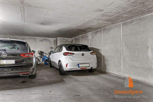 Tiefgaragenstellplatz