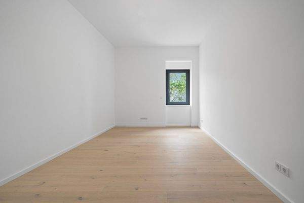 Helles Schlaf-/Kinderzimmer/Büro 2