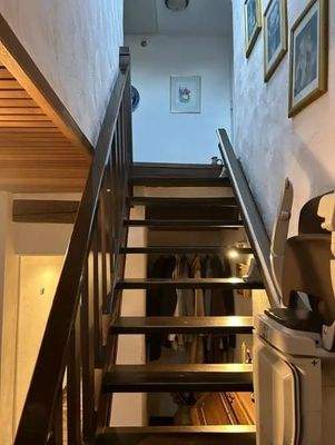 12 Treppenaufgang EG-OG