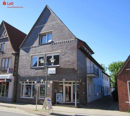 Mehrfamilienhaus mit Gewerbeeinheit