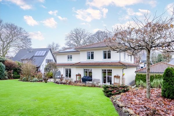 Ansicht des Hauses und Gartens