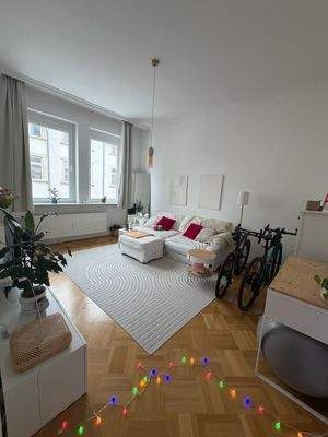 Wohnzimmer Bild 2.jpeg