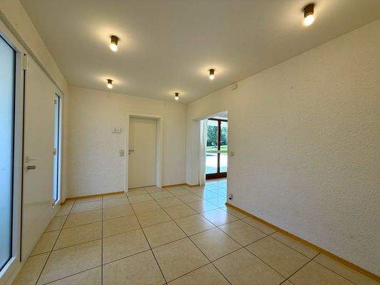 großzügiger Eingangsbereich 