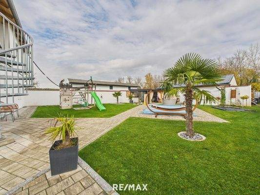 Zweifamilienhaus in Illmitz Garten