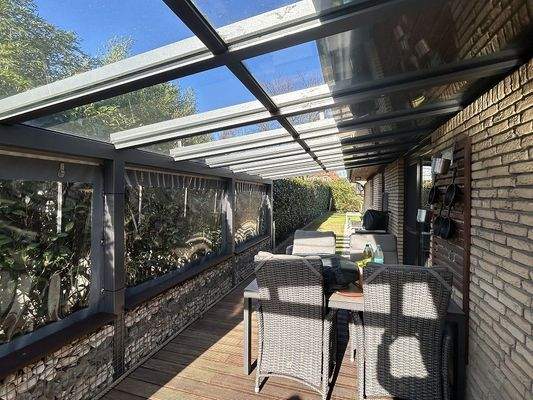 Überdachte Terrasse