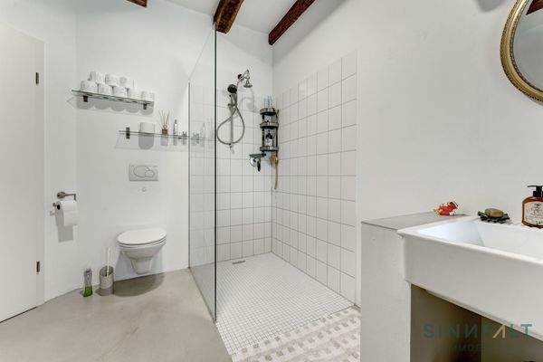 Modernes Bad Wohnung 3