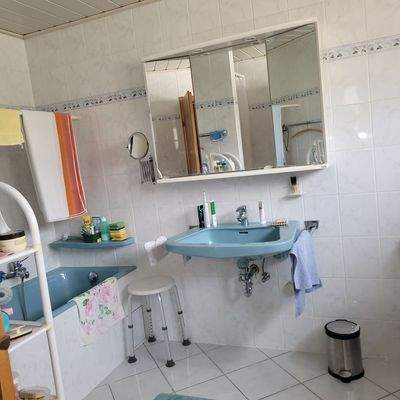 Bad - WB - Wanne.jpg