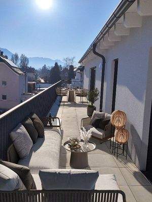 Terrasse mit Bergblick