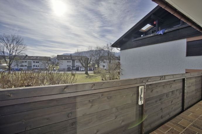 Gepflegtes Reihenmittelhaus mit sonnigen Freiflächen, Schwimmbad und Sauna