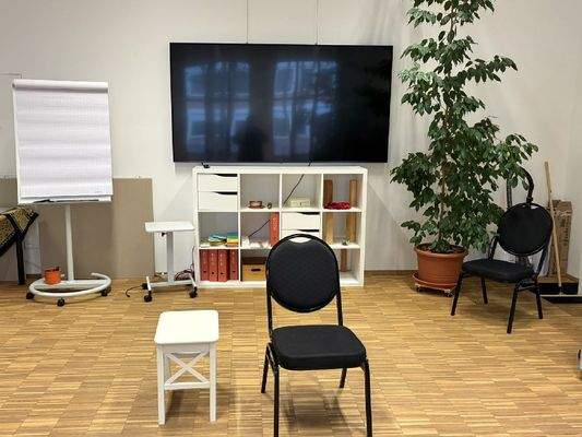 mit guter Ausstattung