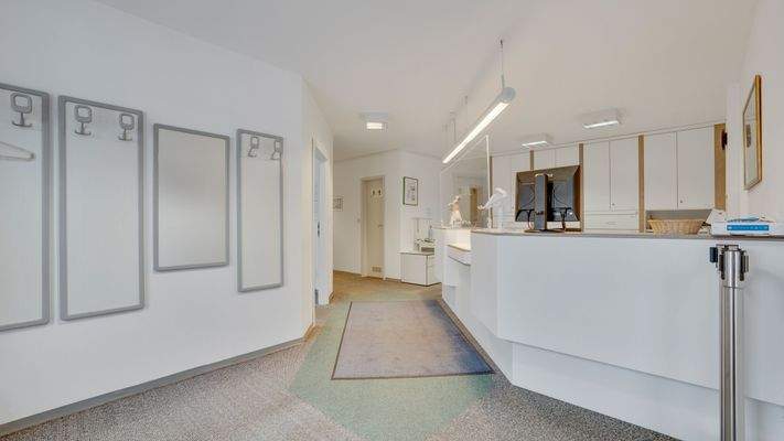 GE 6: Empfang Arztpraxis