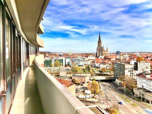 Urbanes Wohnen mit sensationellem Fernblick auf da