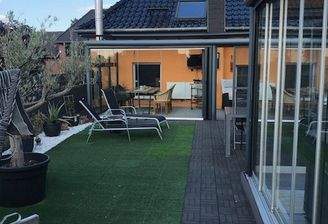 Sonnige,großzügige Terrasse